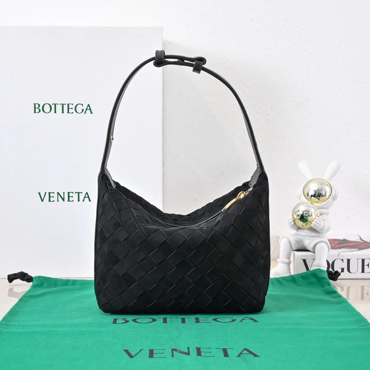 Bottega Veneta Style Leather Bags Lookbook Reference image 3