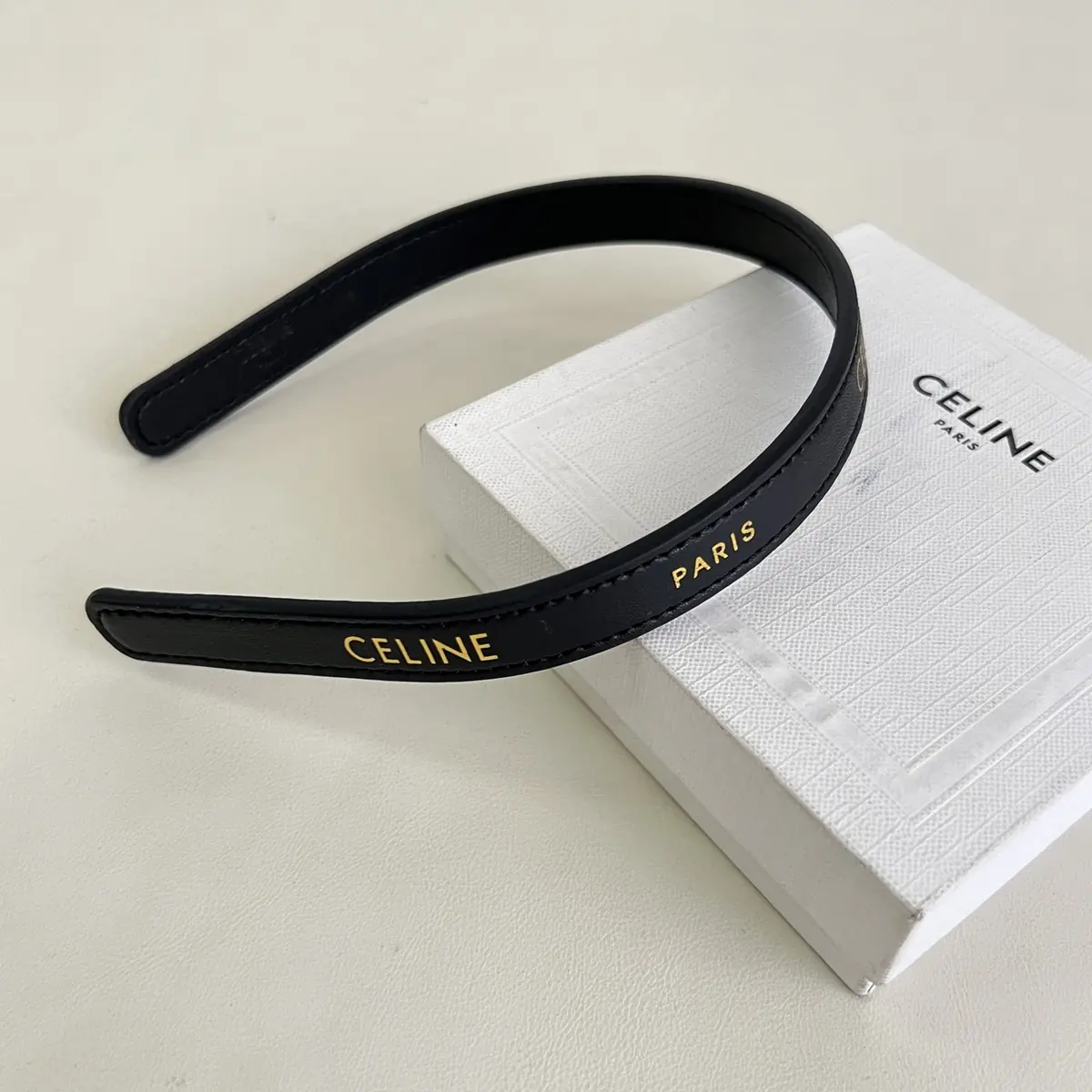 Celine Style Accessories Lookbook Reference image 4