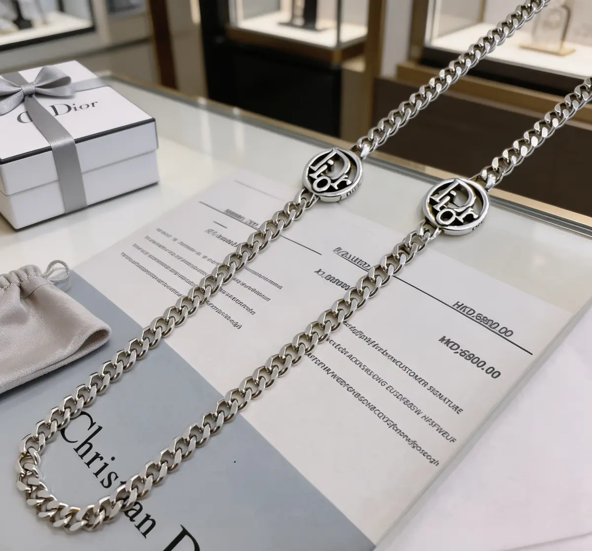 Dior Style Beige Chain Bag Lookbook Reference image 5