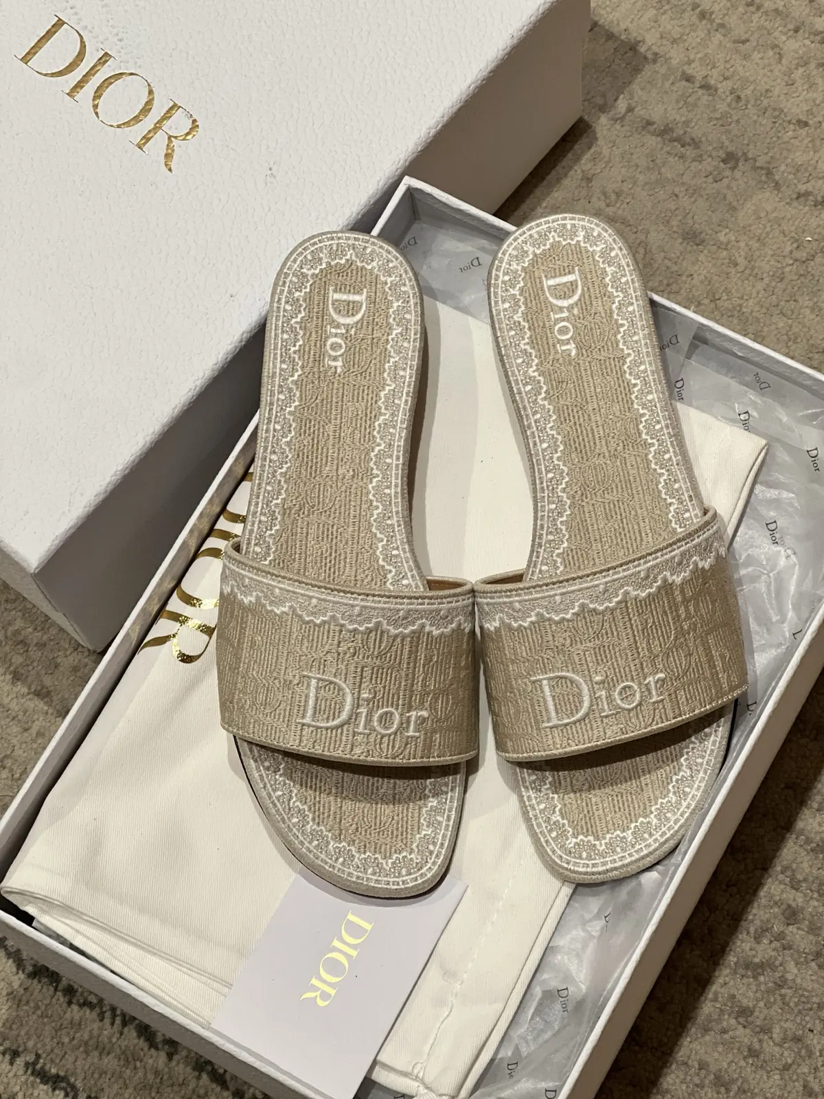 Dior Style Beige Leather Women's Shoes Lookbook Reference image 5