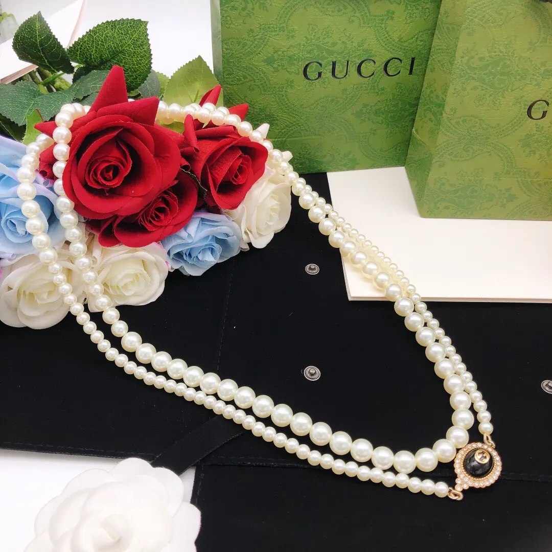 Gucci Style Accessories Lookbook Reference image 5
