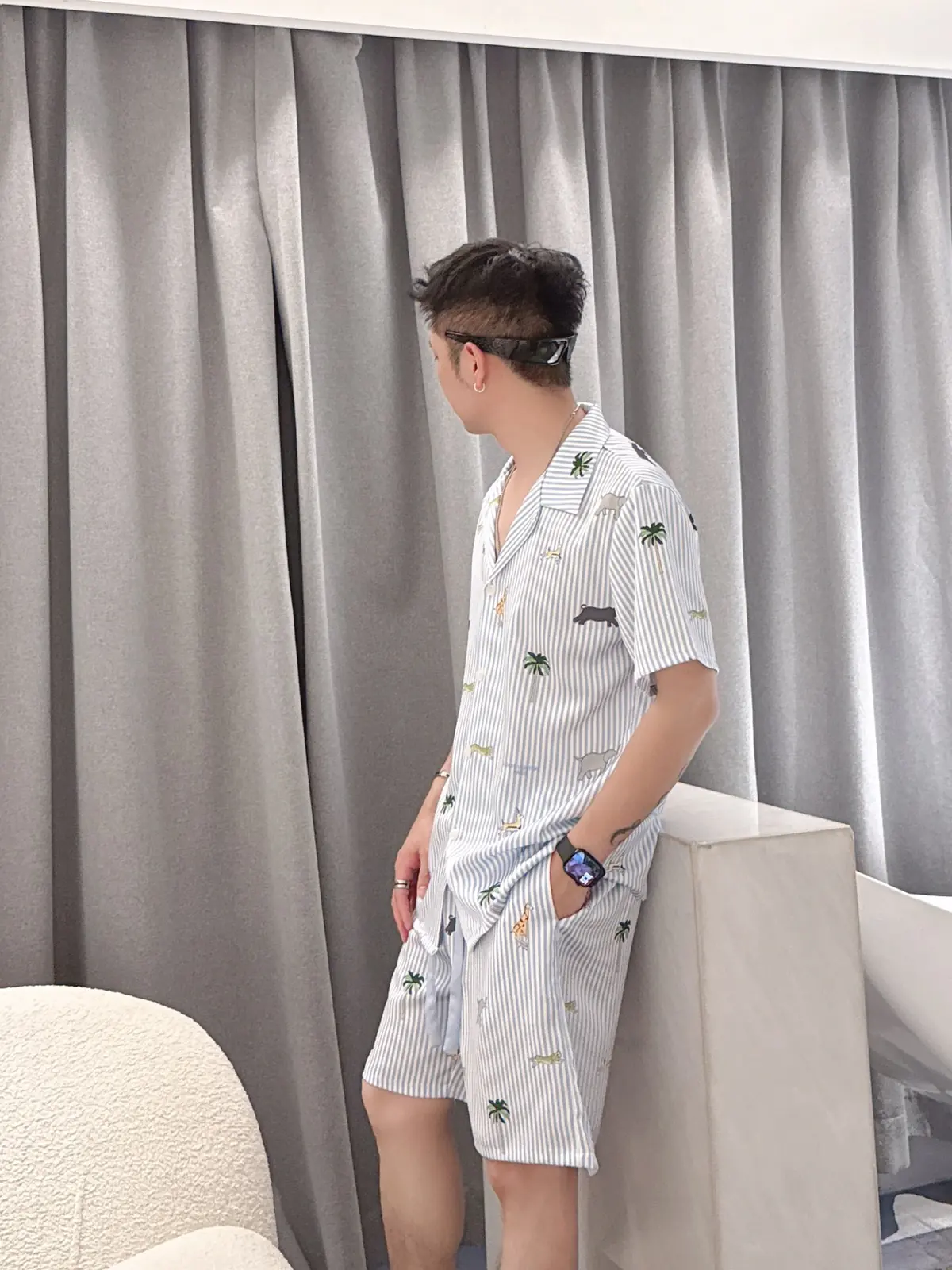 LV Style Clothing Lookbook Reference image 7