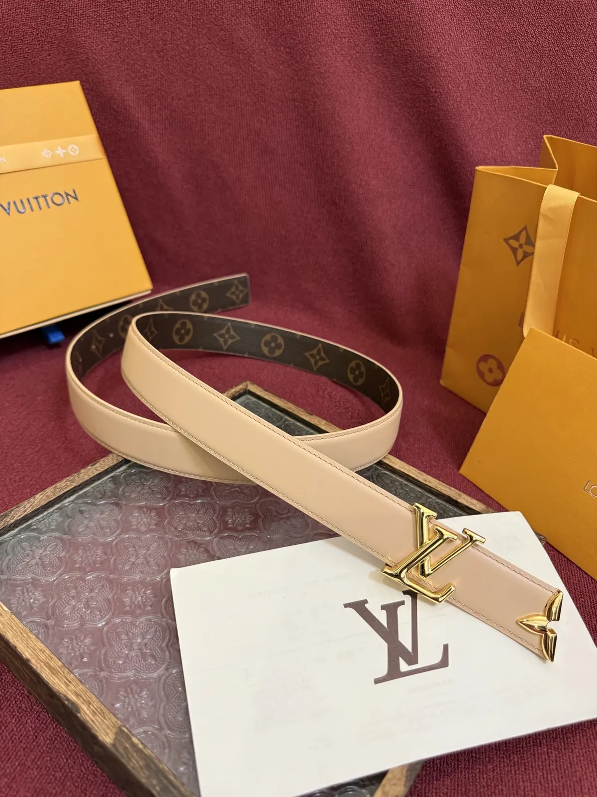 LV Style Gold Leather Women's Clothing Lookbook Reference image 2