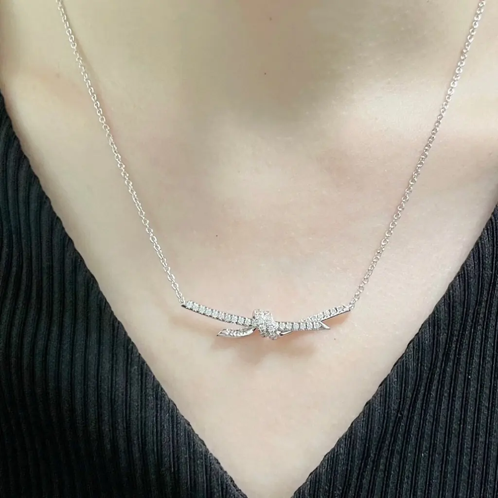 Tiffany Style Gold Accessories Lookbook Reference image 1