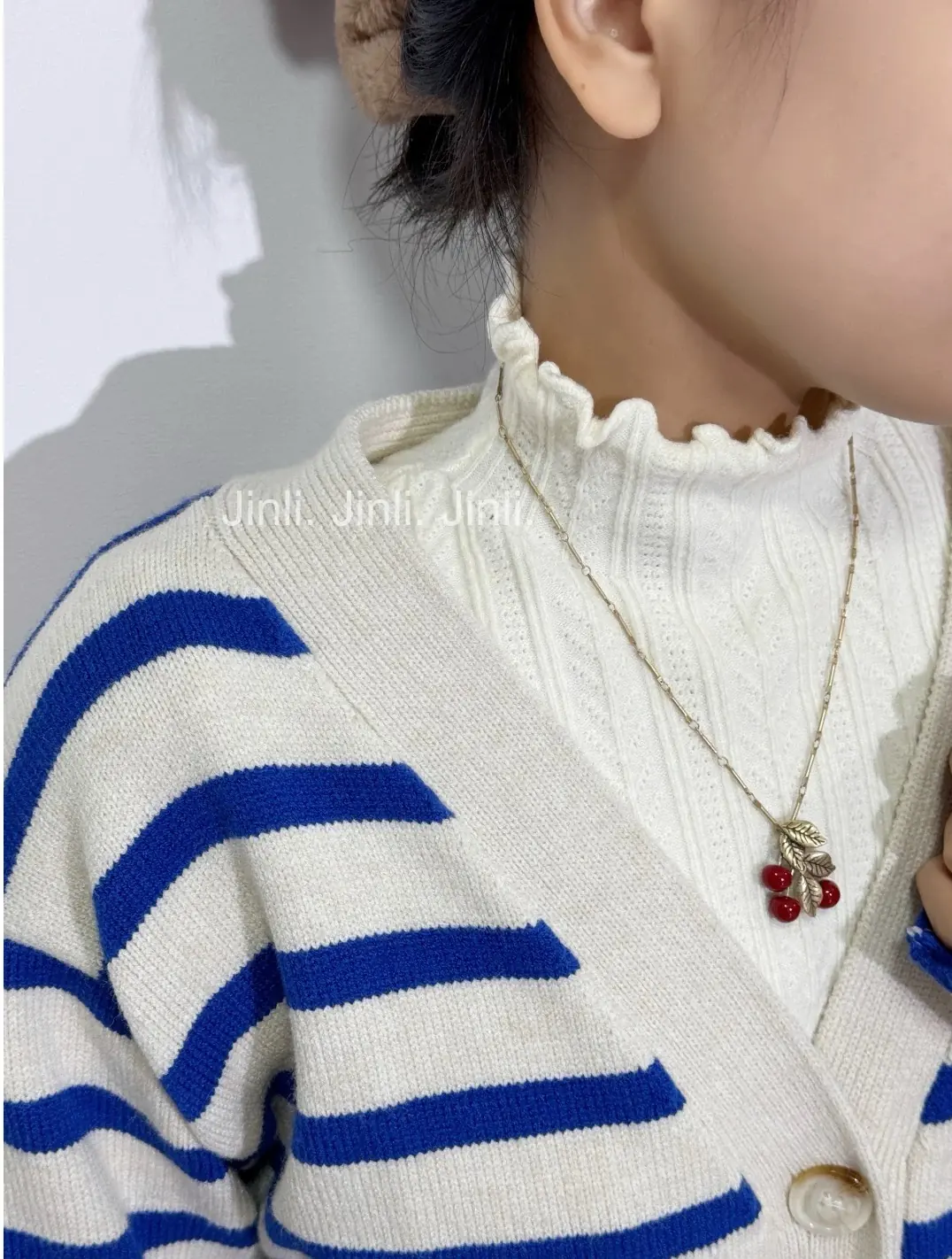YSL Style Gold Accessories Lookbook Reference image 1