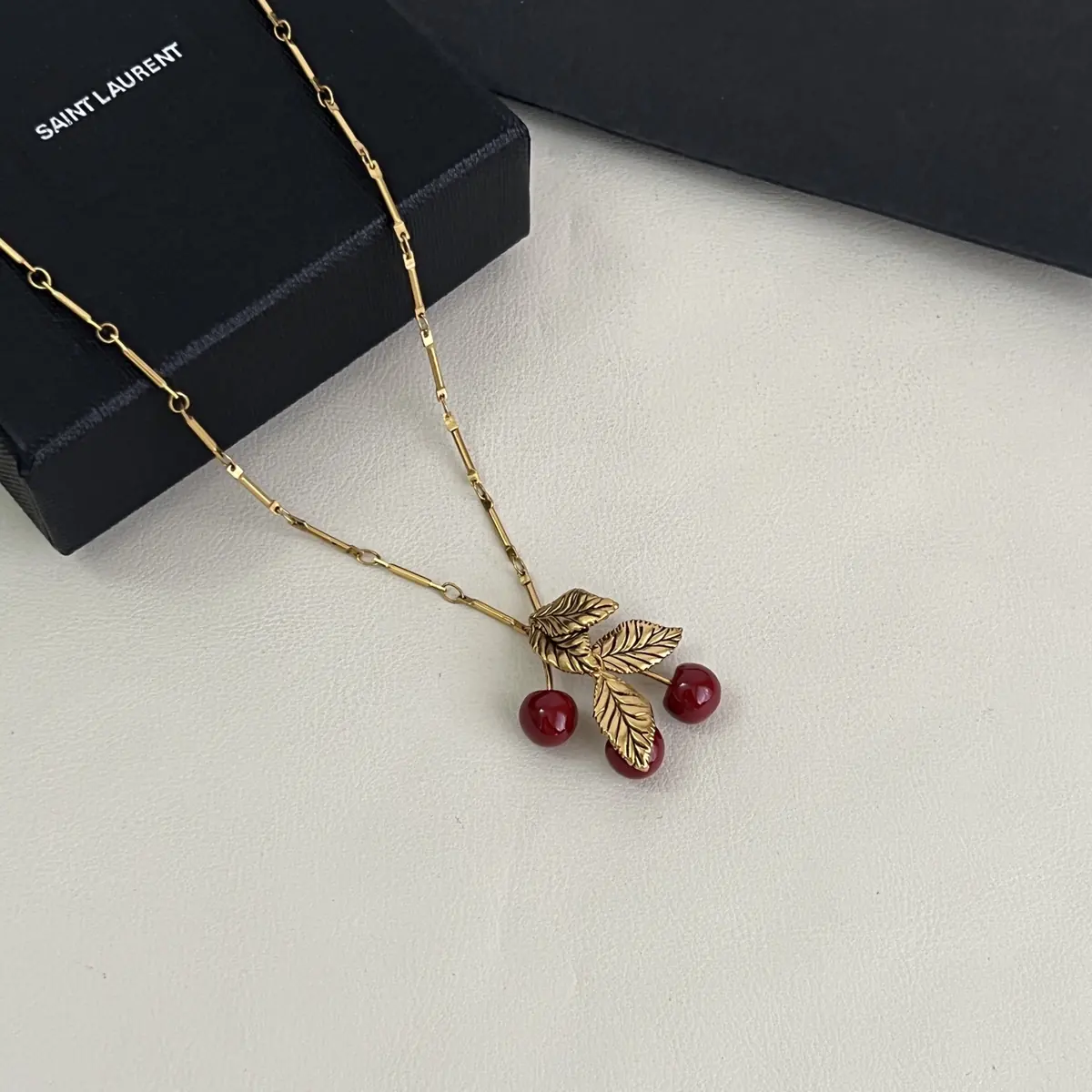 YSL Style Gold Accessories Lookbook Reference image 9