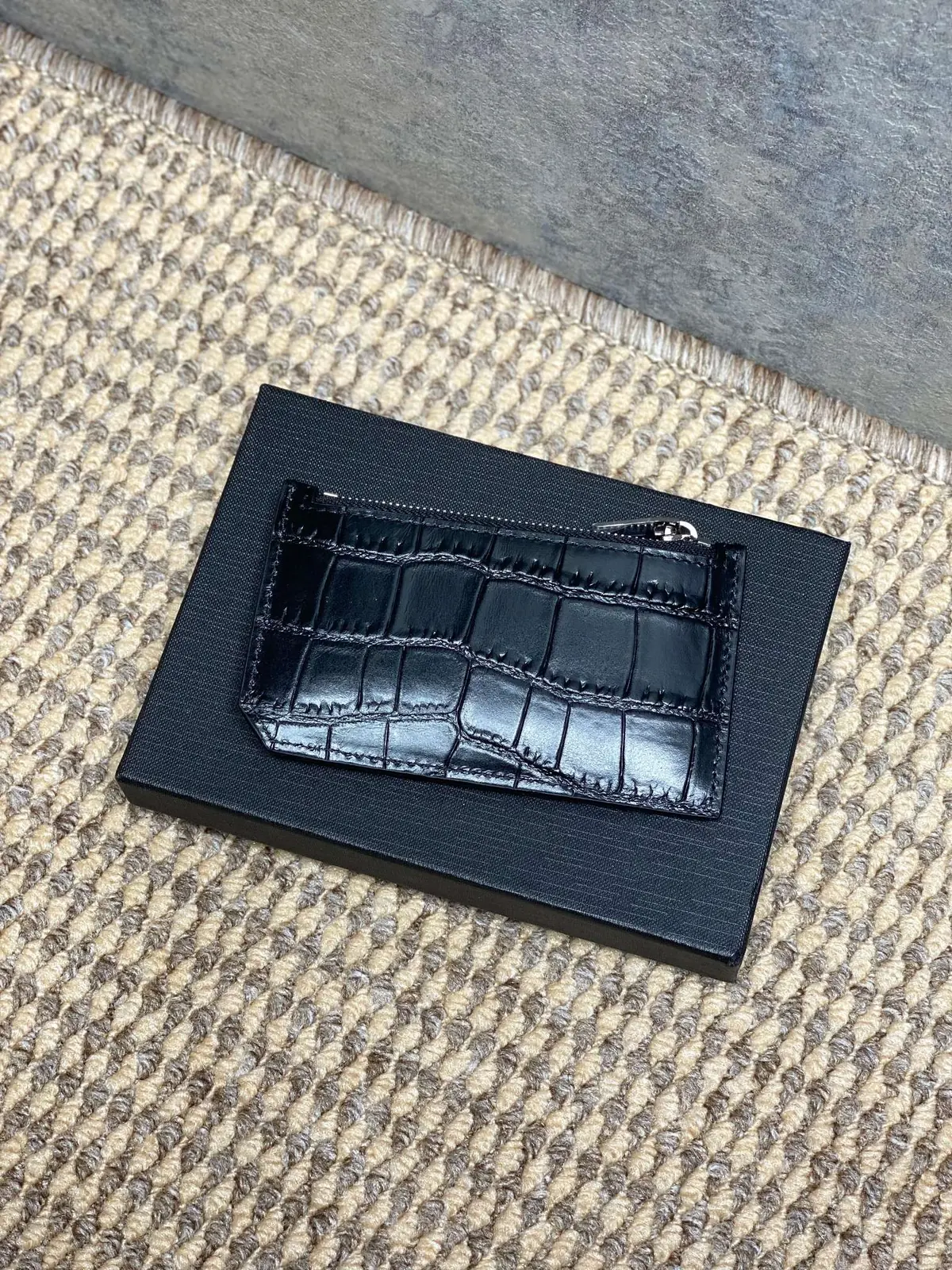 YSL Style Leather Card Holder Lookbook Reference image 4